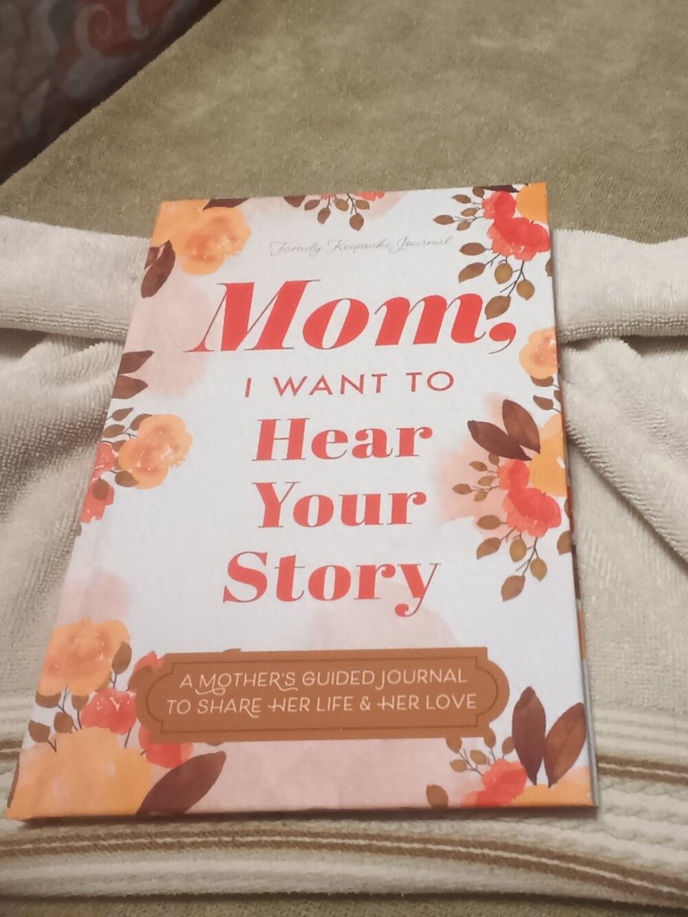 Mom Book JUST REDUCED👍